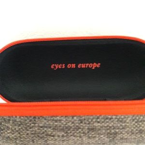 eyes on europe glasses case